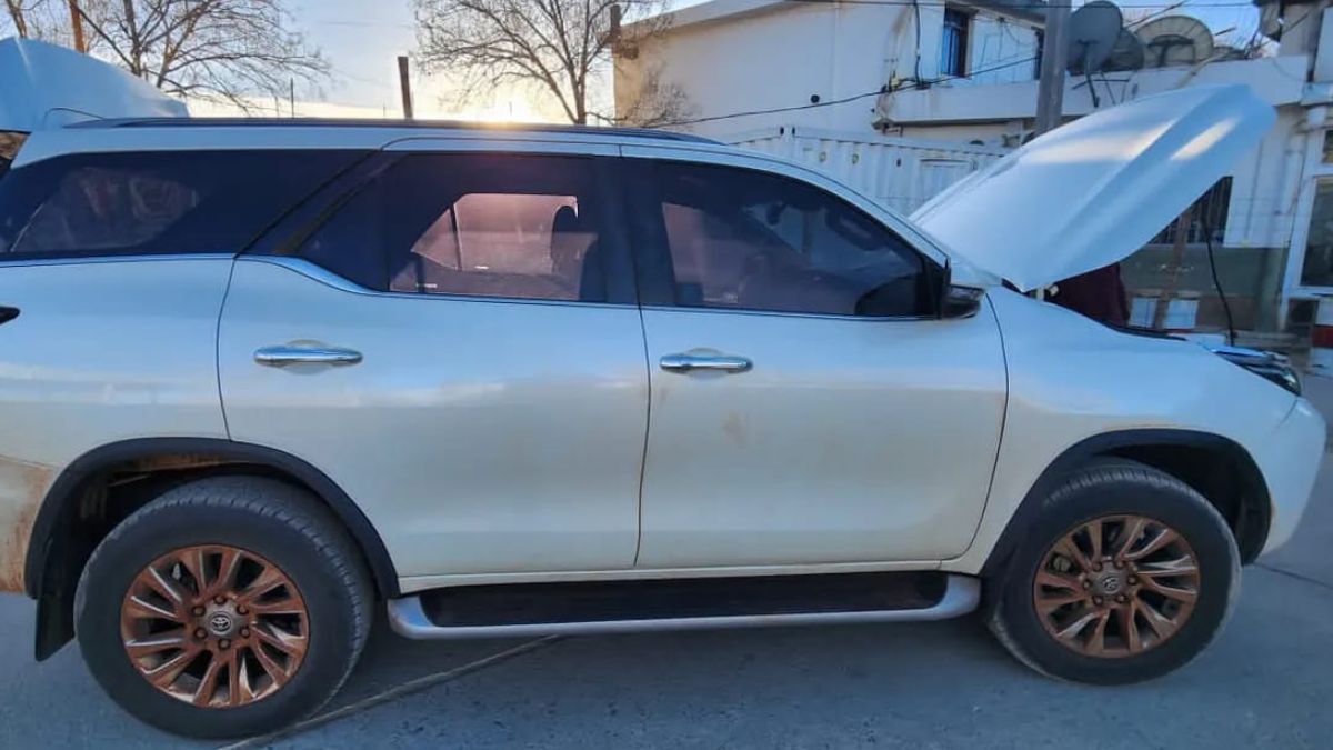La Quiaca: intentó cruzar con una camioneta robada a Villazón