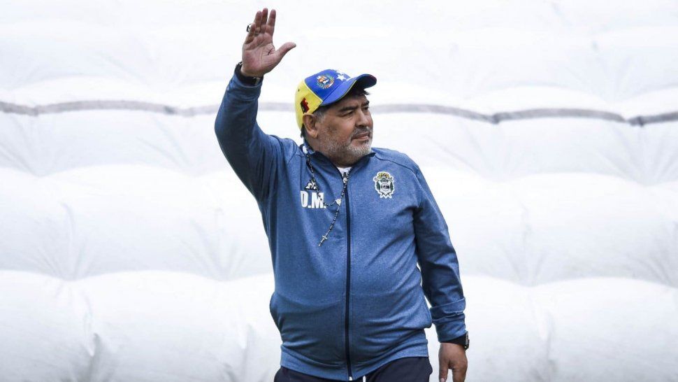 ¿Se va Maradona de Gimnasia de la Plata?