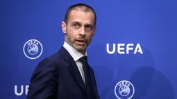 Desde la UEFA presionan para que el Mundial 2030 sea jugado en Portugal y España.