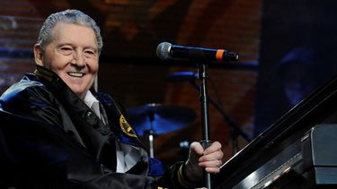 Falleció Jerry Lee Lewis, el ícono del rock and roll.&nbsp;