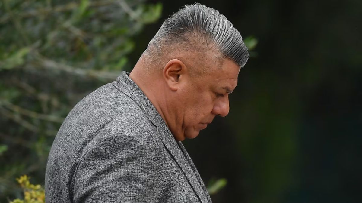 La Justicia ordenó investigar transferencias de la FIFA y Camioneros a Chiqui Tapia.