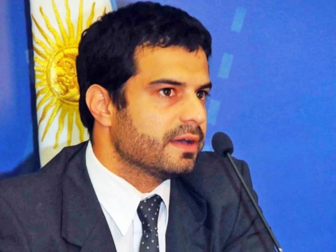 Mauro Flores
