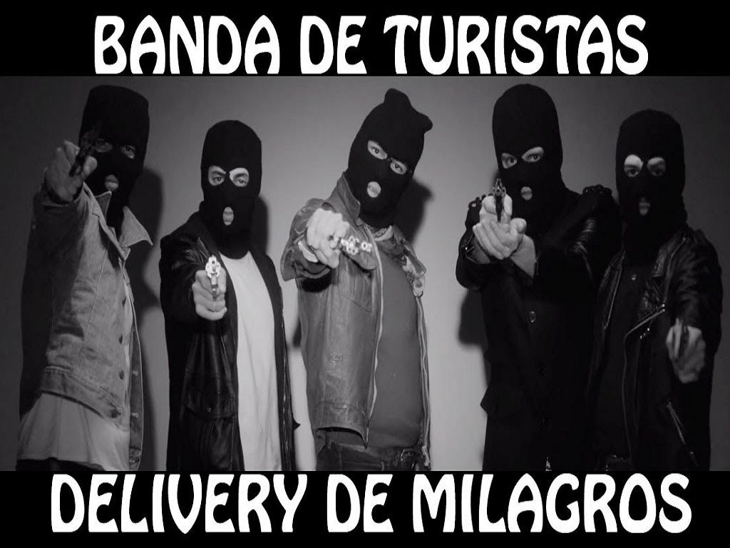 banda de turistas 2