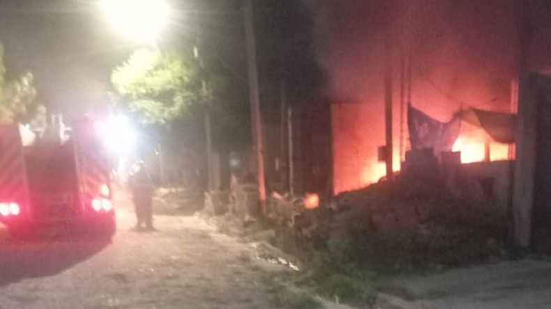 Incendio en Alto Comedero.jpg