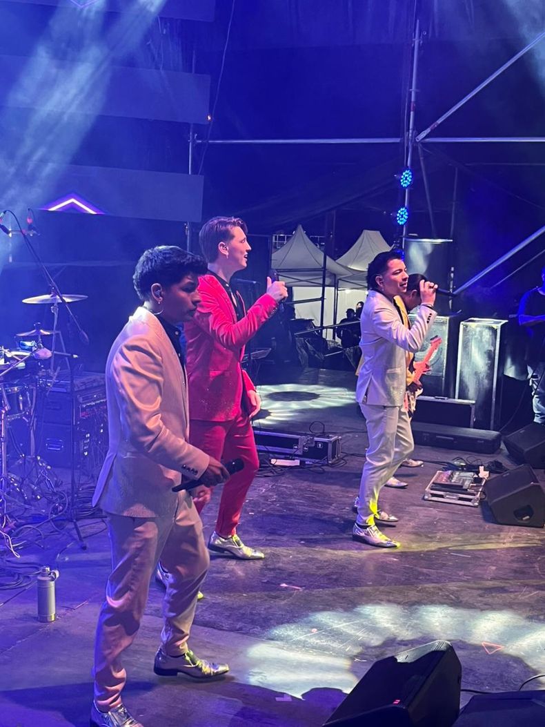 Las mejores fotos de lo que fue la Cena Blanca 2025 en capital