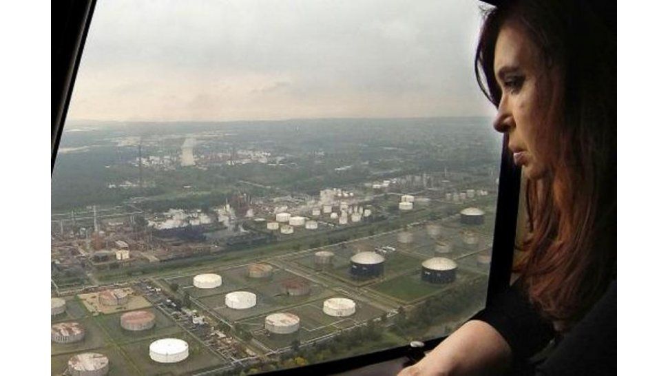Cristina recorriendo