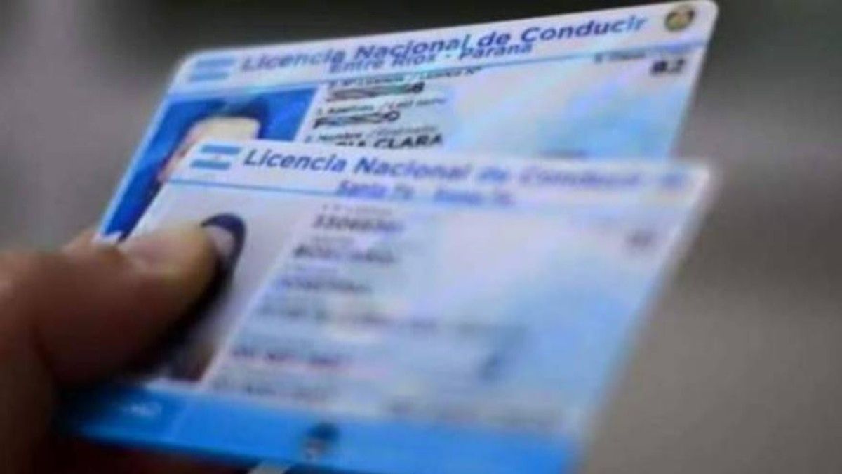 Hasta qué edad se puede renovar la licencia de conducir.
