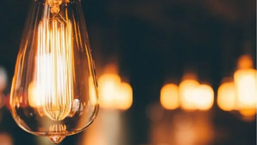 El ENRE ofrece una calculadora de consumo eléctrico para calcular el gasto de luz y poder ahorrar más.&nbsp;