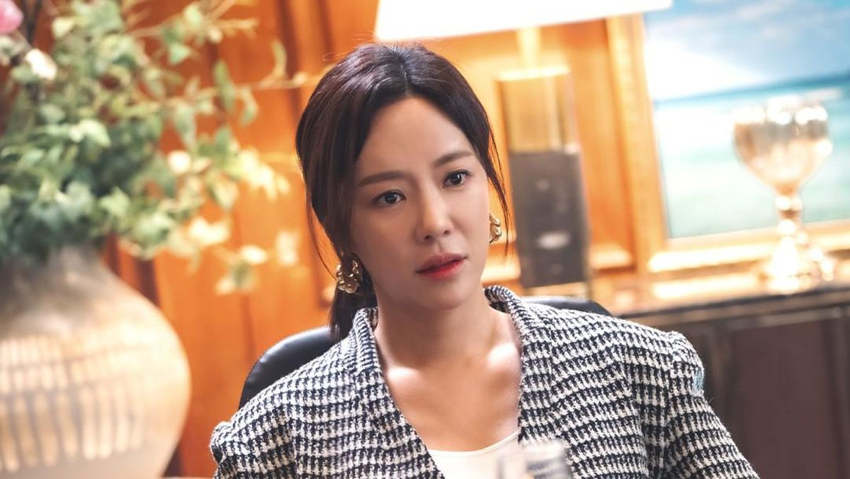 Hwang Jung Eum protagoniza El Bar Efímero en Netflix.