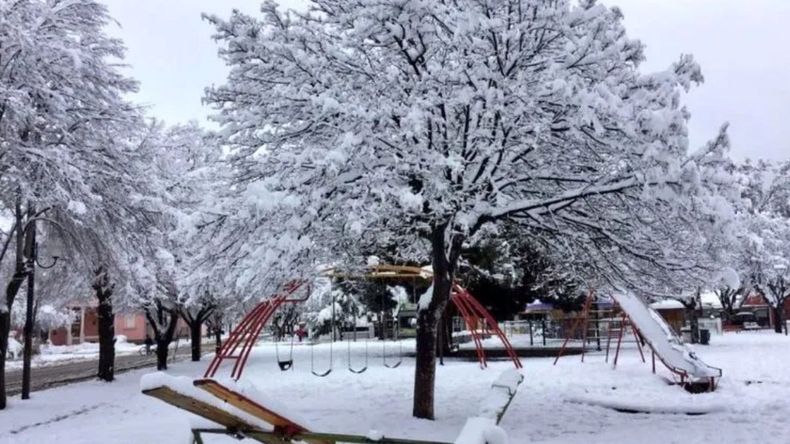 Alerta naranja y amarilla por nevadas: ¿en qué provincias?