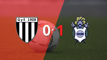 Gimnasia se quedó con el triunfo 1-0 ante Gimnasia (Mendoza) con un gol de Marcelo Torres