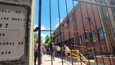 Necochea: una docente fue atacada porque reprobó a alumna.&nbsp;