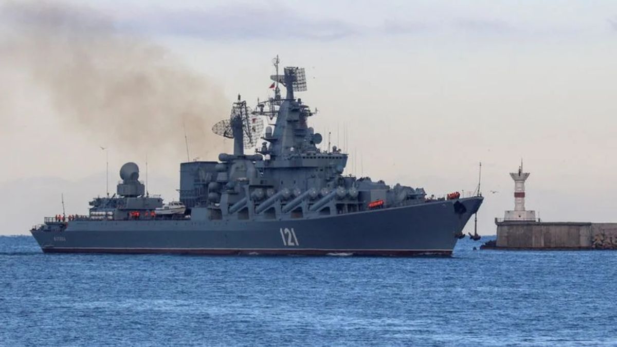 El portavoz militar de Odessa, Sergey Bratchuk, aseguró que el Moskva había sido afectado por “misiles de crucero domésticos Neptune.