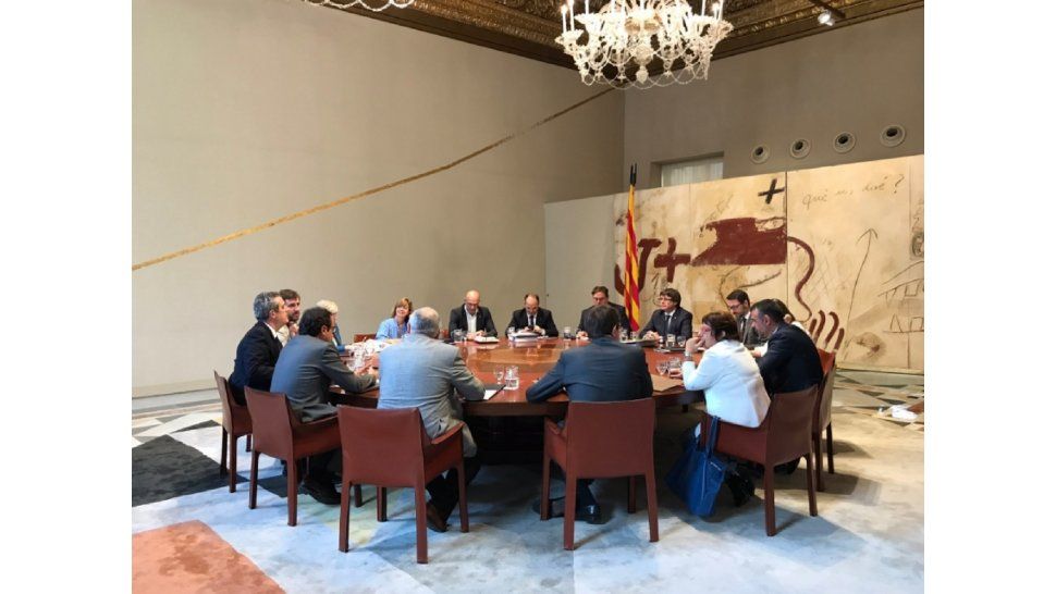 Cataluña: para Puigdemont Madrid renunció al diálogo