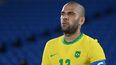 Dani Alves acusado de violación y más pruebas que lo complican.