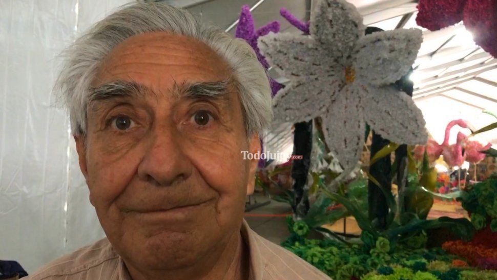 La edad no importa: don Antonio es carrocero del Comercial 2 hace 43 años