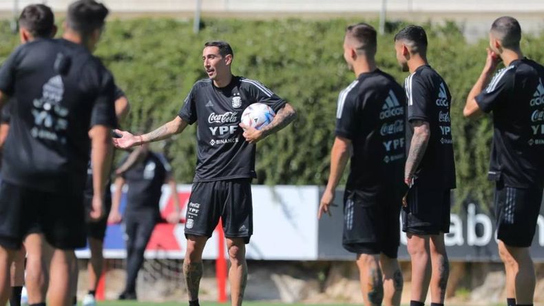 La Selección Argentina se prepara para la Finalissima ante Italia