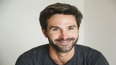 Conocé todo sobre&nbsp;Lambert vs Lambert: Sobre su cadaver, la atrapante historia de Disney Plus. &nbsp;