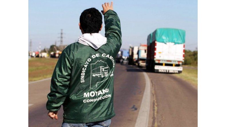 Camioneros anuncian paro nacional
