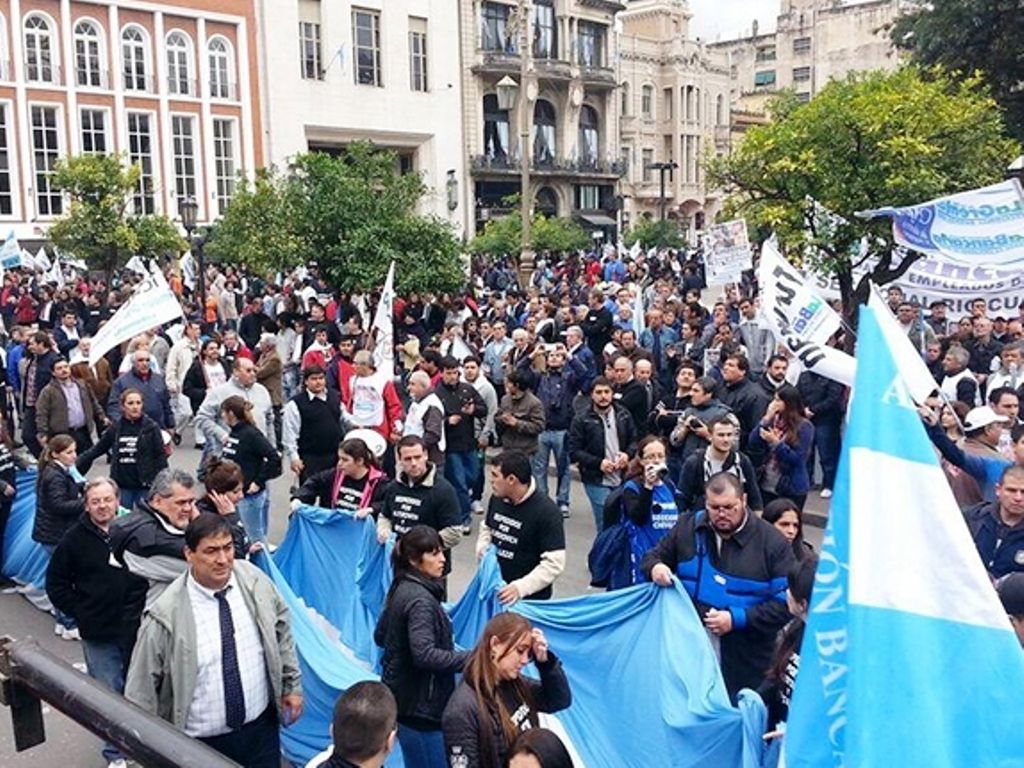 Paro bancario y de transporte para el 31
