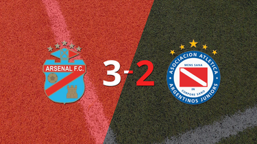 Arsenal superó 3-2 a Argentinos Juniors en un partidazo