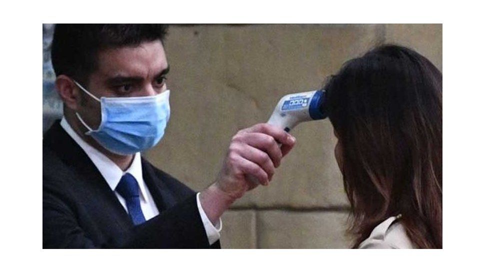 Coronavirus: dio negativo el test de la pasajera del colectivo que llegó con fiebre a Bs. As.