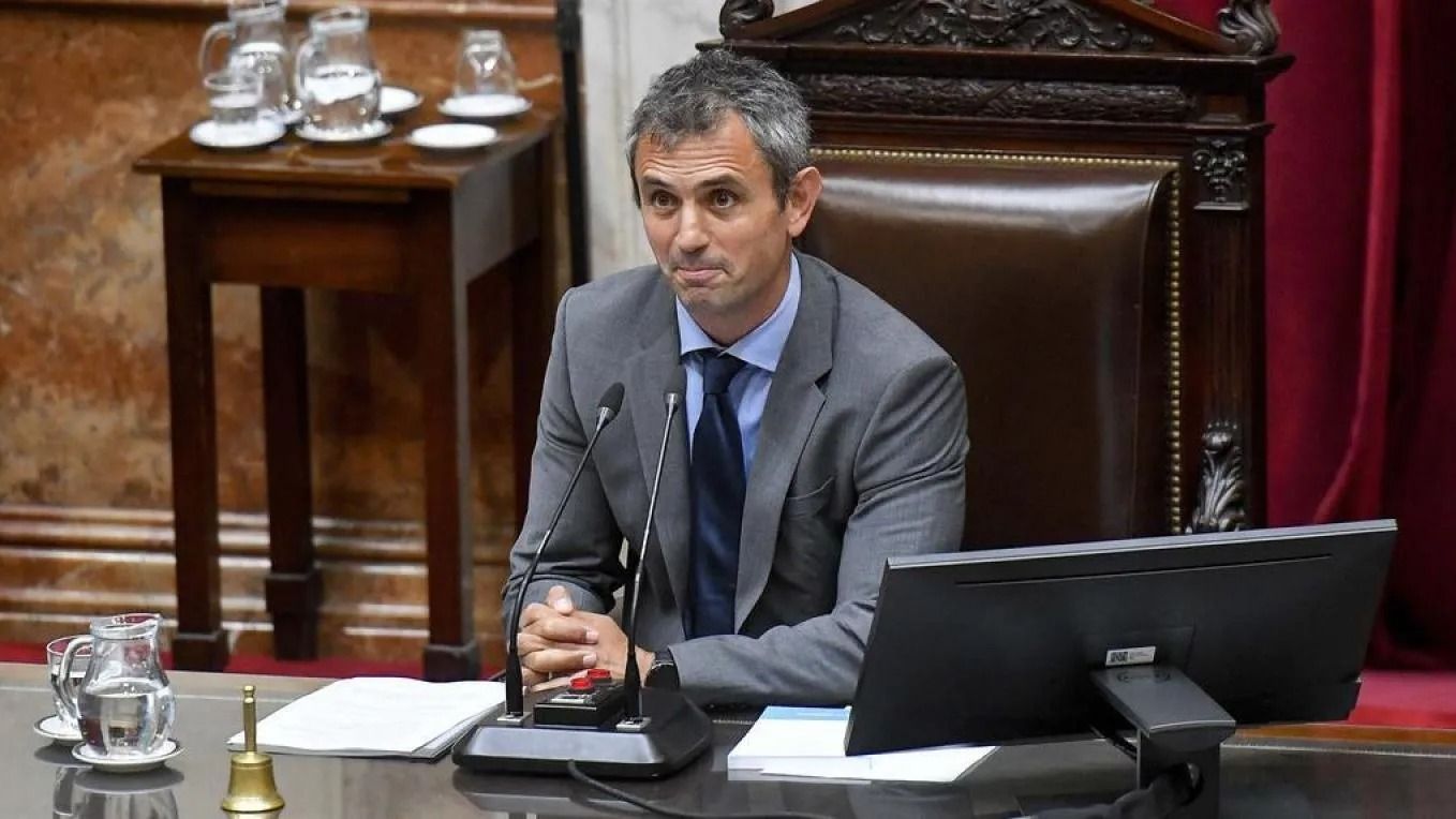 Martín Menem vendió la flota de autos de la Cámara de Diputados.&nbsp;
