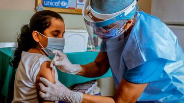 Calendario de vacunación escolar: cuáles necesitan los niños