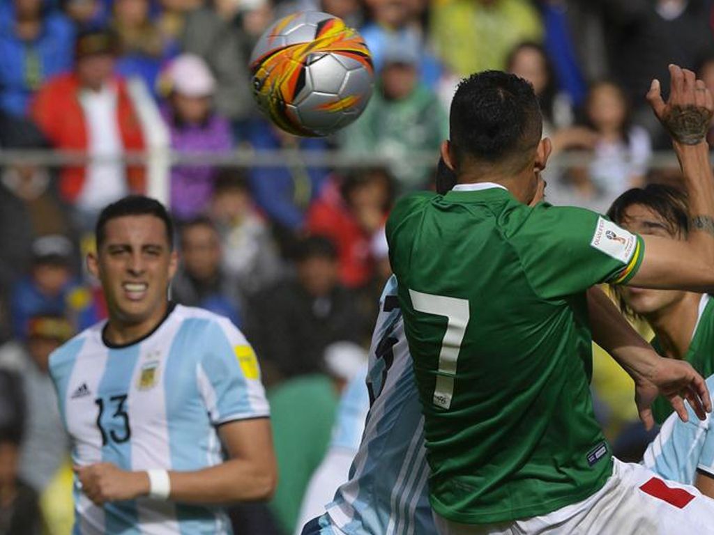 Bolivia recibe a Argentina