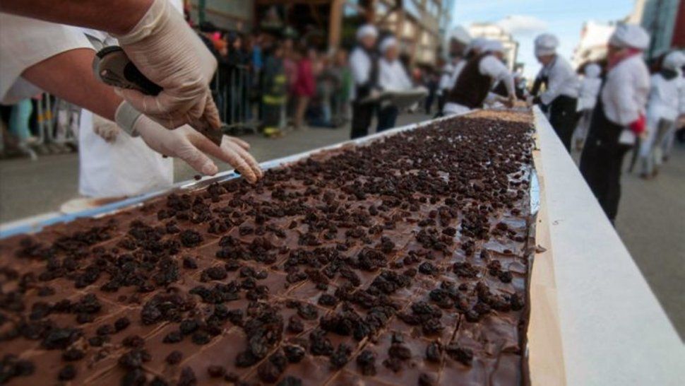 Bariloche se prepara para la barra de chocolate más grande del mundo