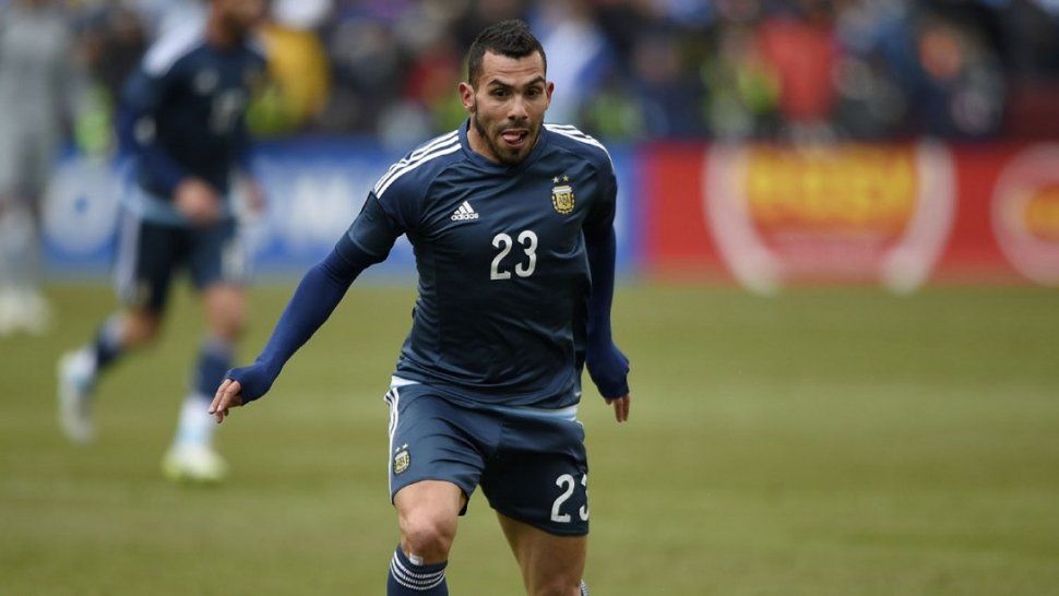Tevez no pierde la esperanza: Fácil no se la voy a hacer a Sampaoli