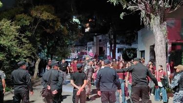 Banderazo estudiantil 2026: decomisaron alcohol a grupos de jóvenes en la capital jujeña