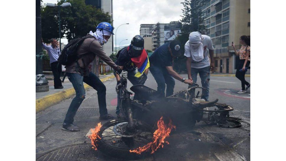 Día de furia en Venezuela