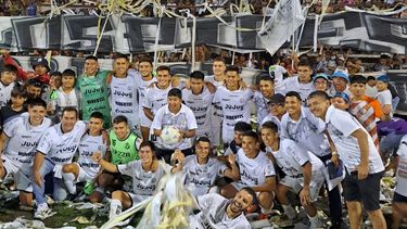 Altos Hornos Zapla a la final (Foto Facebook Zapla)