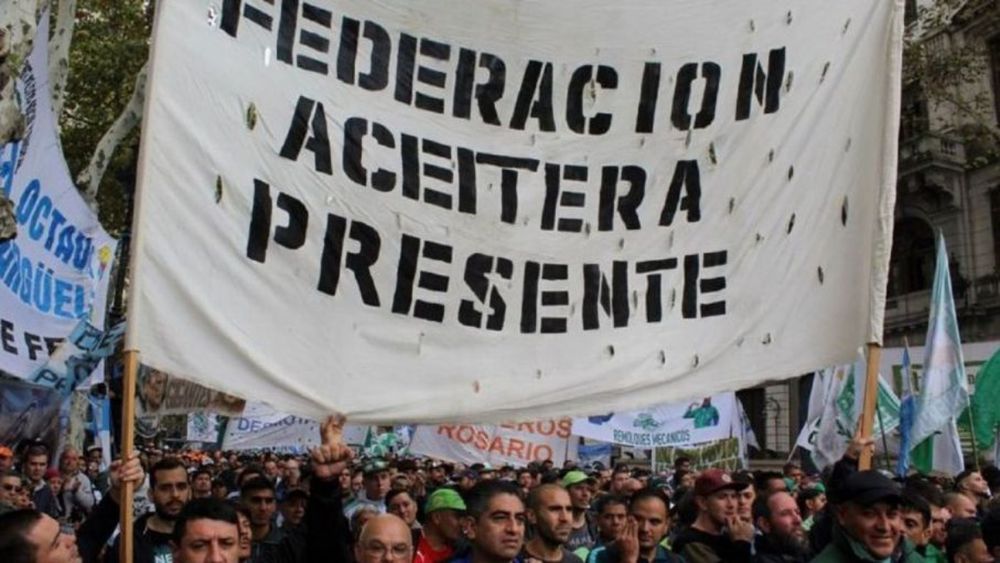 El Gobierno dictó la conciliación obligatoria en el conflicto de los aceiteros.
