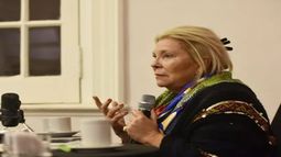 Elisa Carrió sintió un malestar en el pecho y debió acudir a un centro médico.&nbsp;