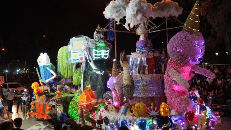 Desfile de la FNE 2024