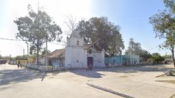 El pueblo con una de la capillas más antiguas que intenta sobrevivir.