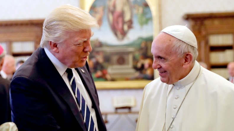 Papa Francisco y Donald Trump. Papa Francisco y Donald Trump.