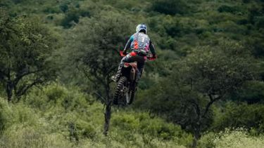 El campeón latinoamericano de enduro superó una fractura y subió al podio en Jujuy El campeón latinoamericano de enduro superó una fractura y subió al podio en Jujuy