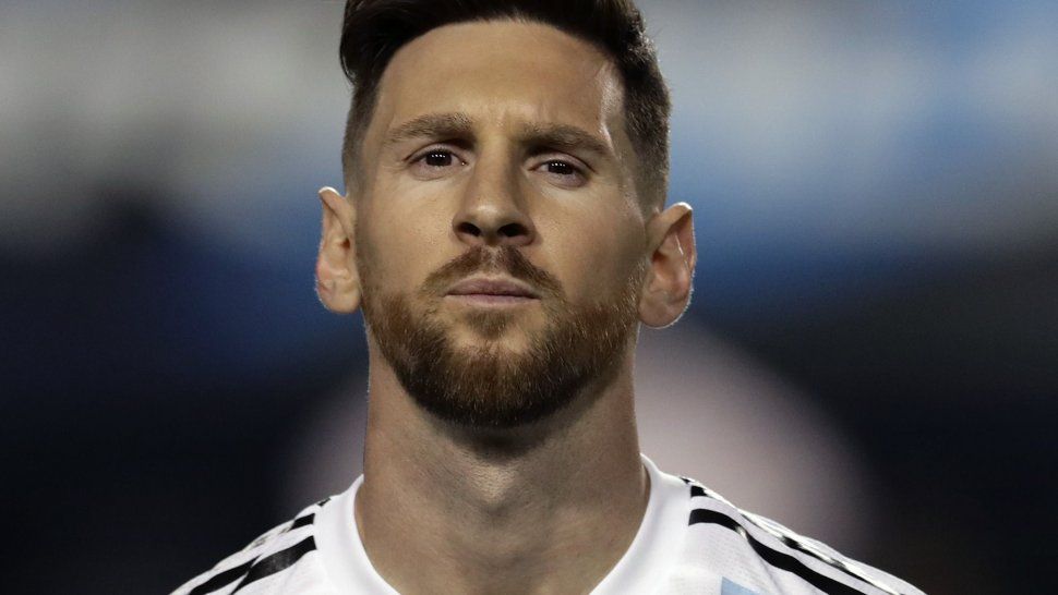 Lionel Messi cumple 31 años y lo pasará lejos de su familia. Mirá el mensaje de su esposa Antonella
