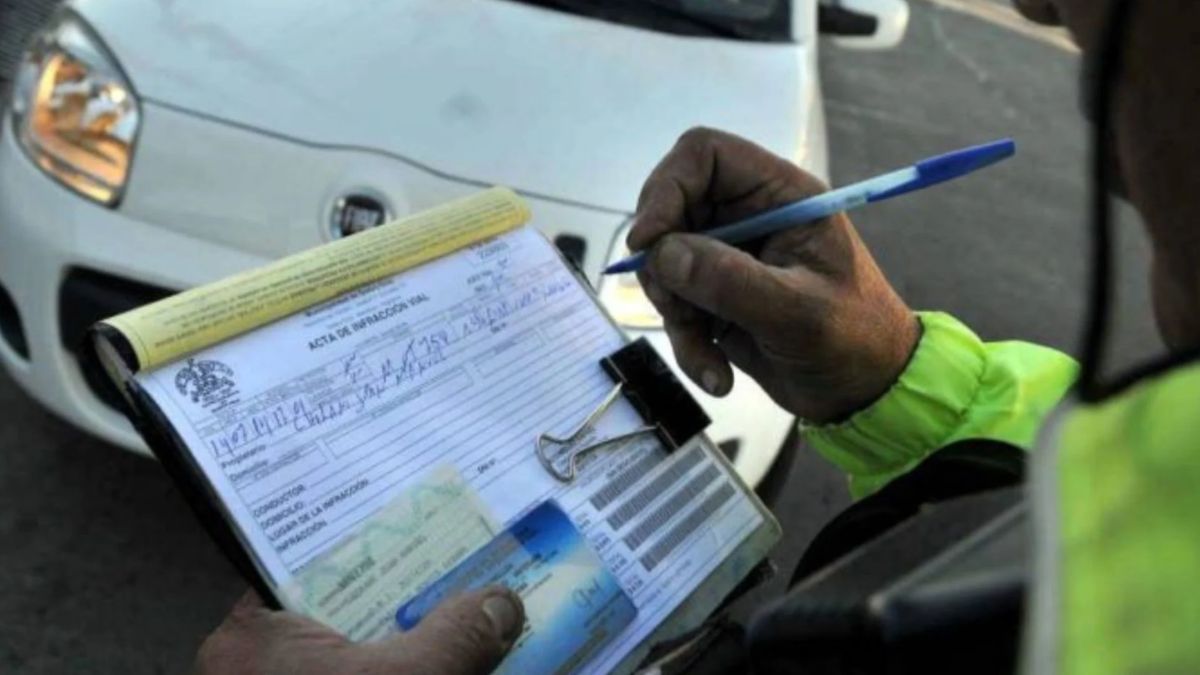 ¿Cómo saber si tengo multas de tránsito?