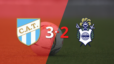 Mateo Bajamich sentenció el triunfo de Atlético Tucumán ante Gimnasia con doblete