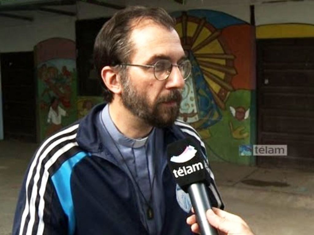 Padre Gustavo Carrara