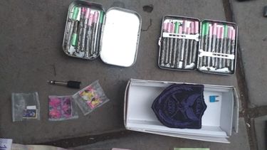 Dos hombres fueron detenidos por tener cigarrillos de marihuana. /Foto: Prensa Policía de Jujuy