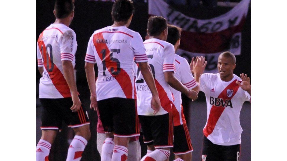 Debut copero para River