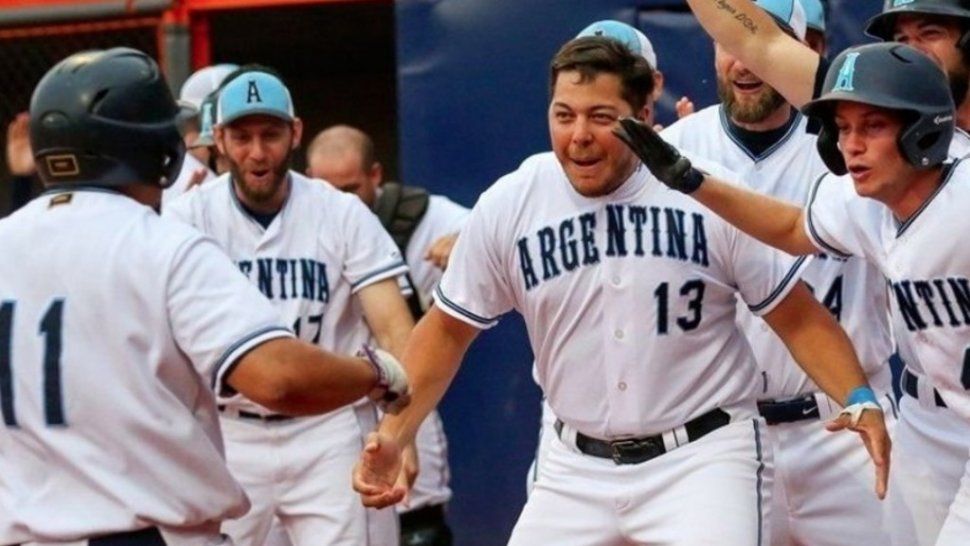 Argentina ganó la novena medalla gracias al seleccionado de sóftbol