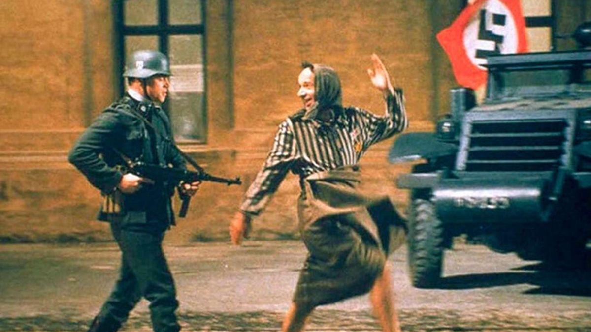 Una madre en Ucrania recrea la película La vida es bella para que su hija no se entere de la guerra.