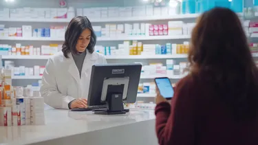 La Justicia ordenó frenar la venta de medicamentos fuera de las farmacias