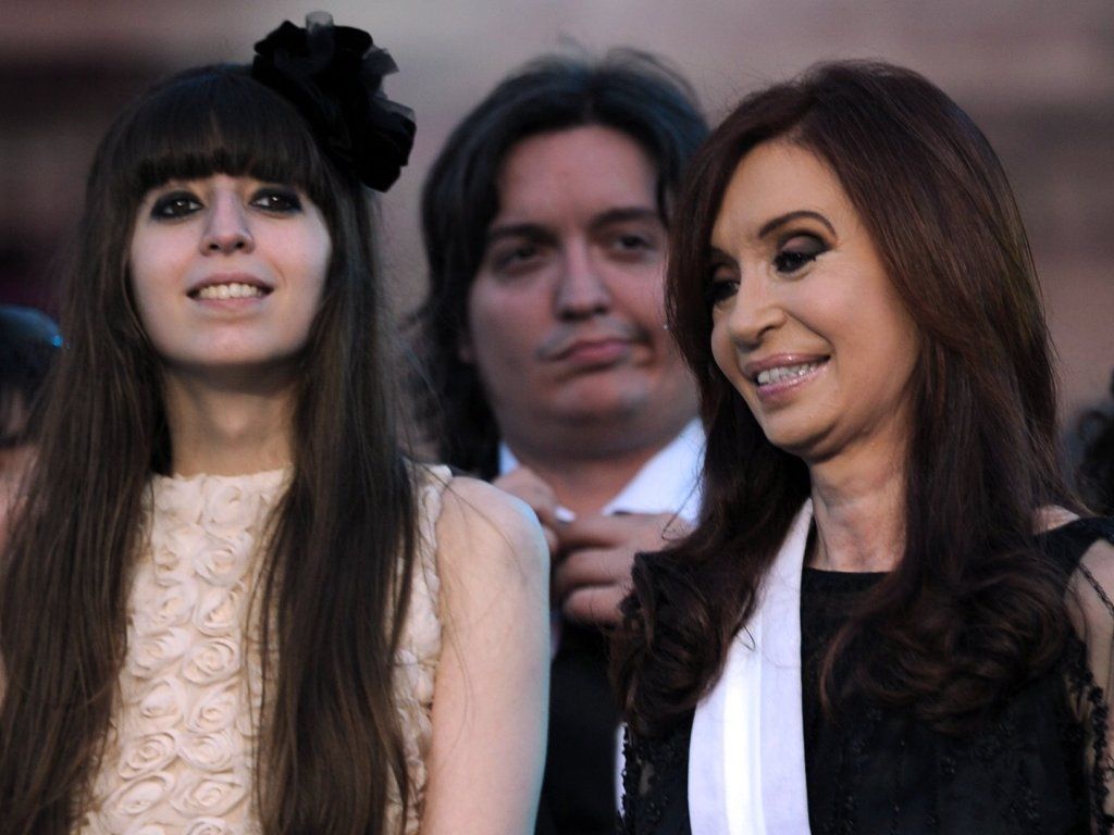Cristina, Florencia y Máximo